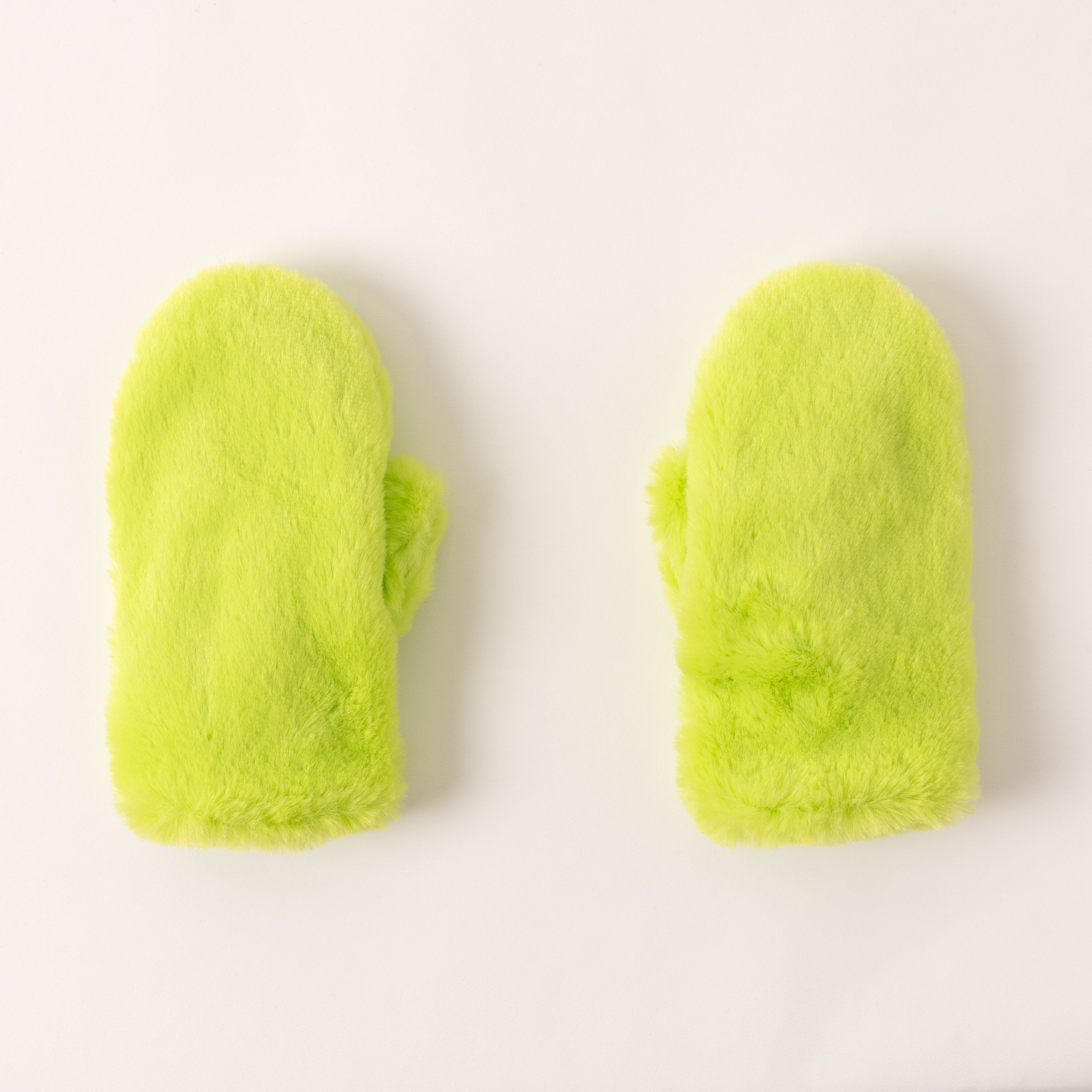 KIDPIK Girls Puffy Faux Fur Mitten Gloves, Size: 4-8 - 10-16 – Kidpik